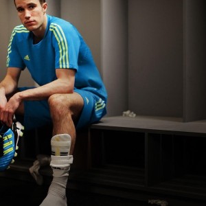 开云-篮球公园燃情时刻，布莱克逆天滞空暴扣锁定NBA十佳球榜首