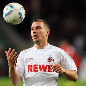 kaiyun_皇马借阿隆索离队契机，全力推动维尼修斯续约谈判重启