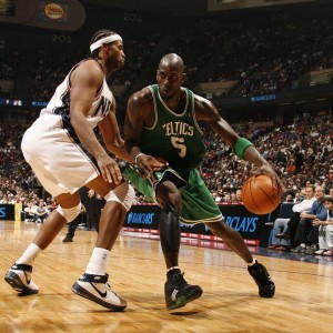 kaiyun.com：后防告急！克里斯滕森伤缺数月迫使巴萨冬窗紧急寻枪，防线重组刻不容缓